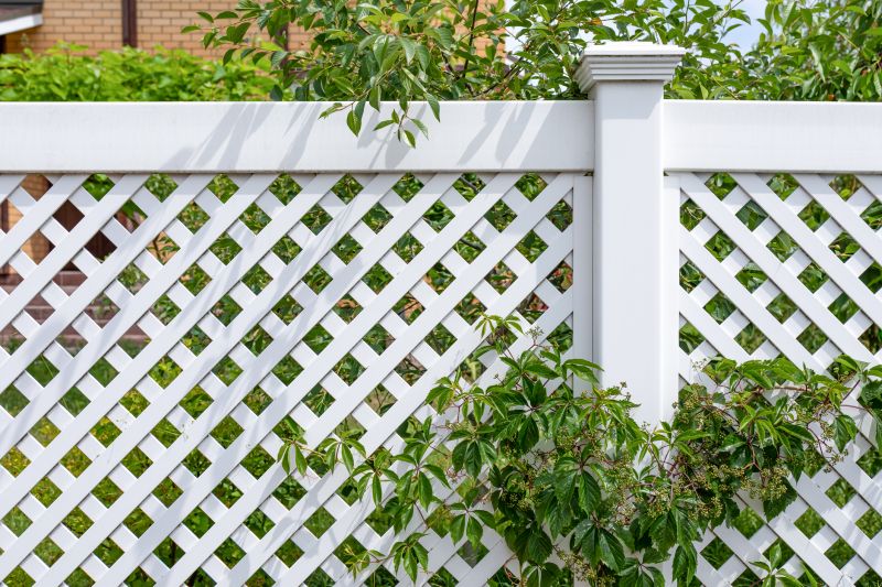 Pvc Lattice Fence Installation